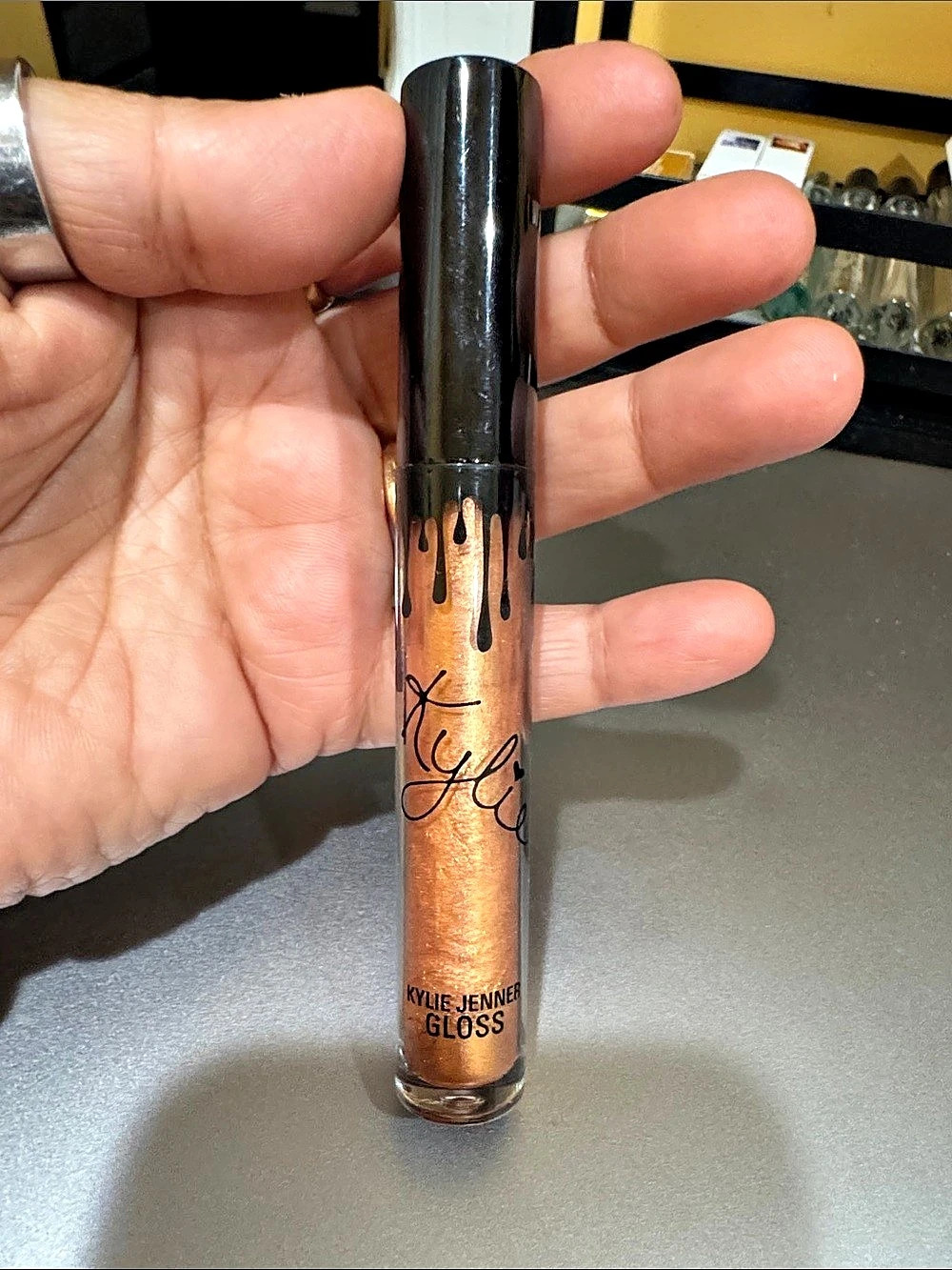 Kylie Cosmetics Poppin Lip Gloss Poppin' Pink